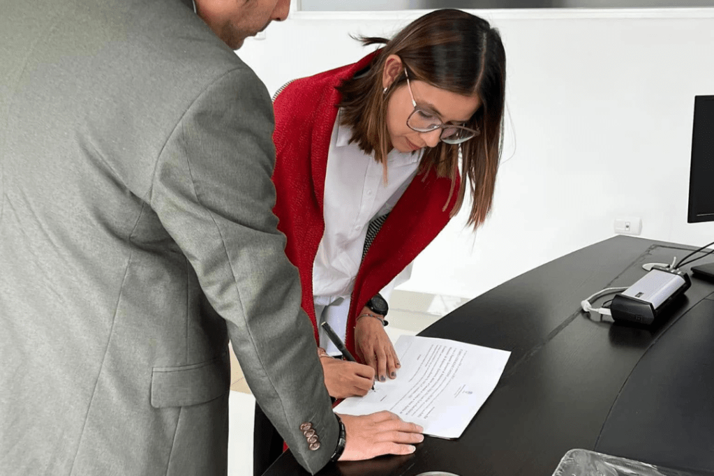 Tribunal ordena suspensión provisional del nombramiento de María Camila Ceballos en el Consulado de Colombia en&nbsp;Tulcán